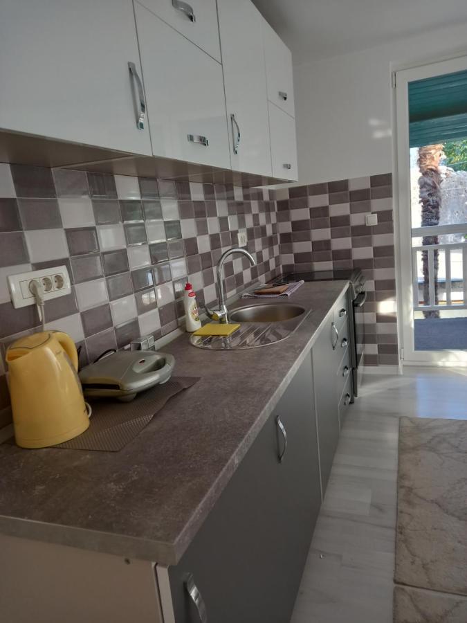 Aine apartman u centru grada Mostar Exterior foto