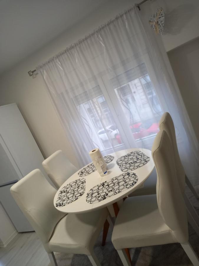 Aine apartman u centru grada Mostar Exterior foto