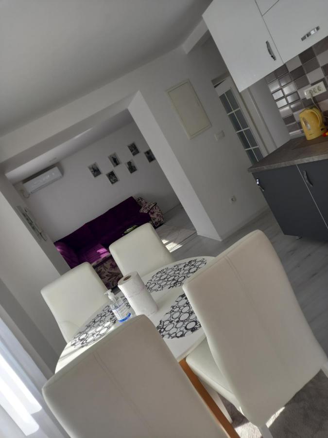 Aine apartman u centru grada Mostar Exterior foto